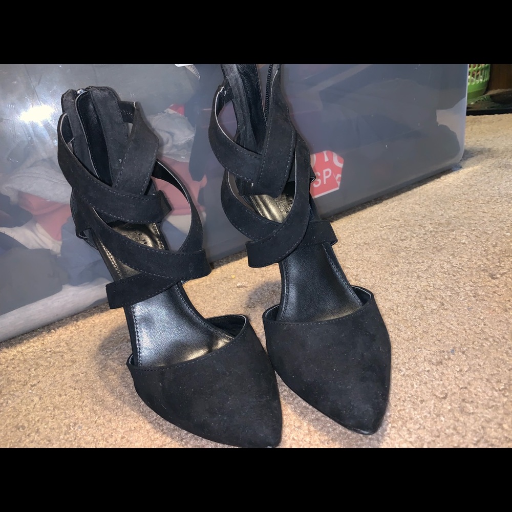 Heels - Picture 6 of 6